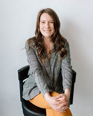 Sarah-Rae of Blinds by Design in London ON